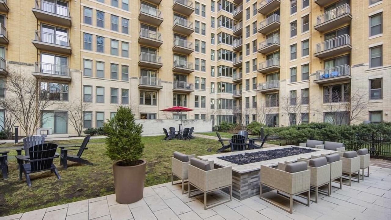 Photo of Outdoor in Aurora Highlands