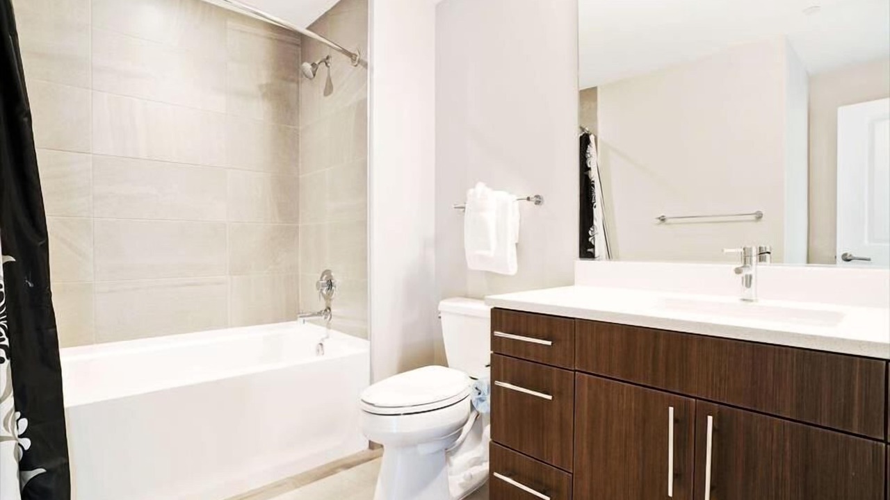 Photo of Bathroom in Aurora Highlands