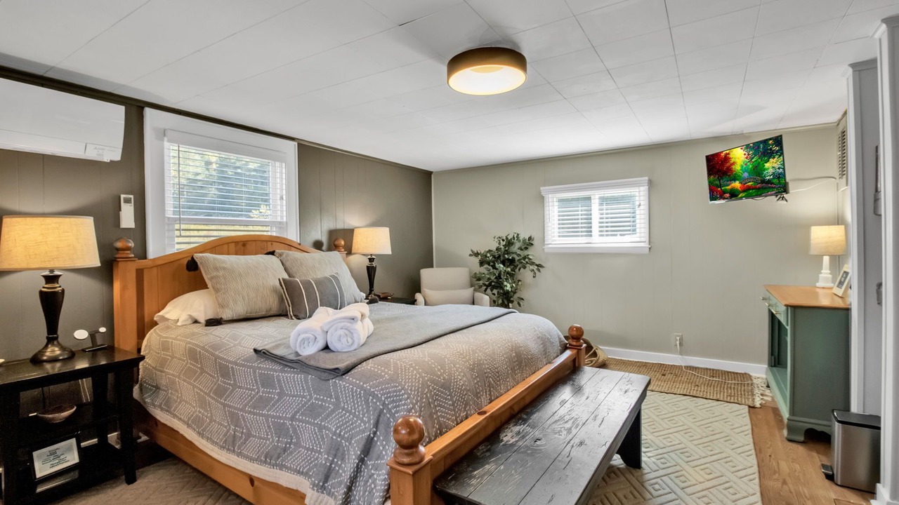 Photo of Bedroom in Ellicottville