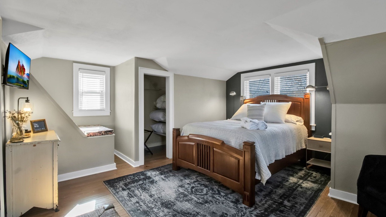 Photo of Bedroom in Ellicottville