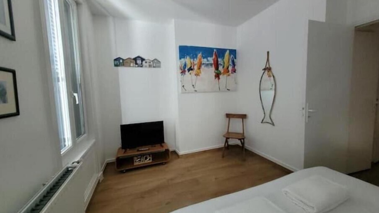 Photo of Bedroom in Trouville-sur-Mer