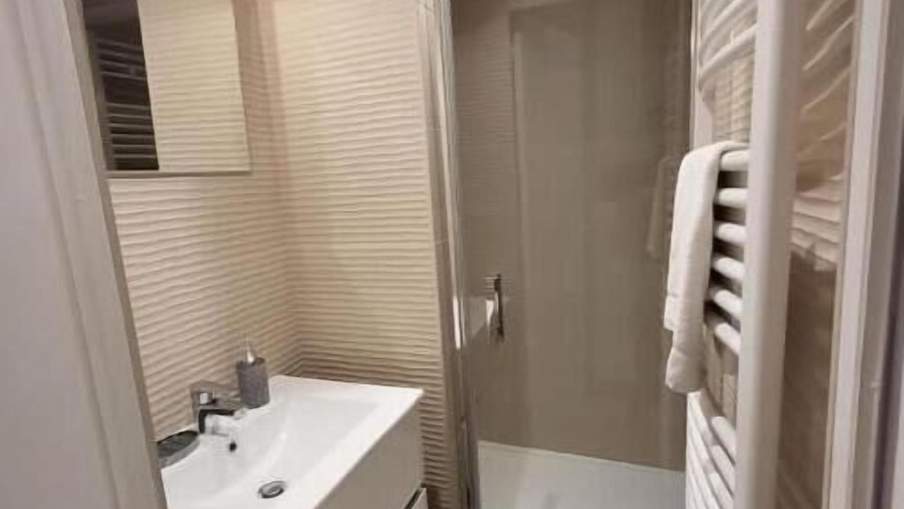 Photo of Bathroom in Trouville-sur-Mer