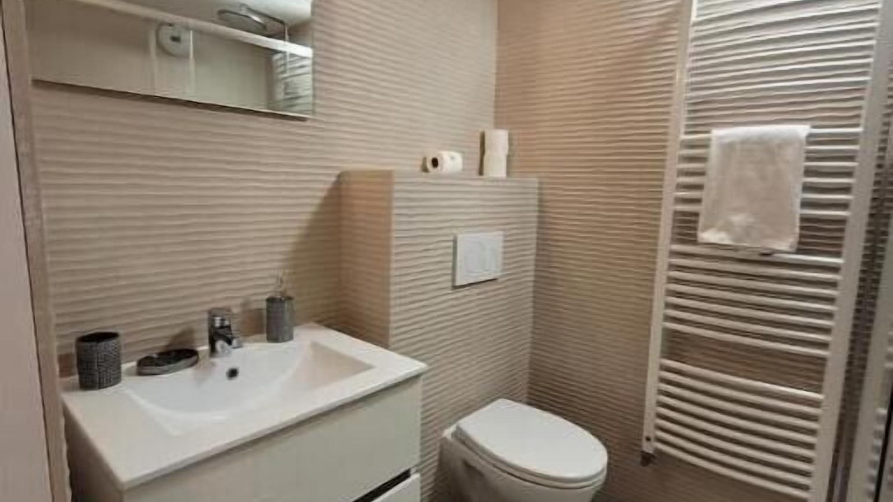 Photo of Bathroom in Trouville-sur-Mer