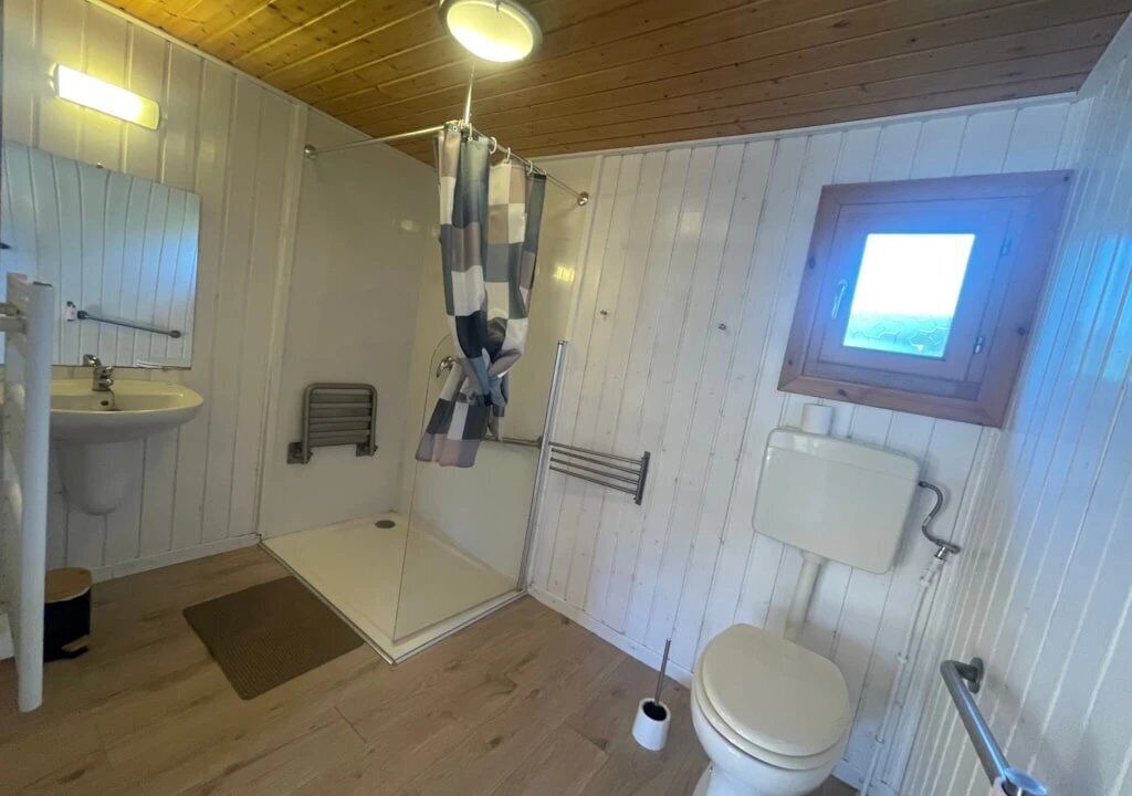 Photo of Bathroom in Casties-Labrande