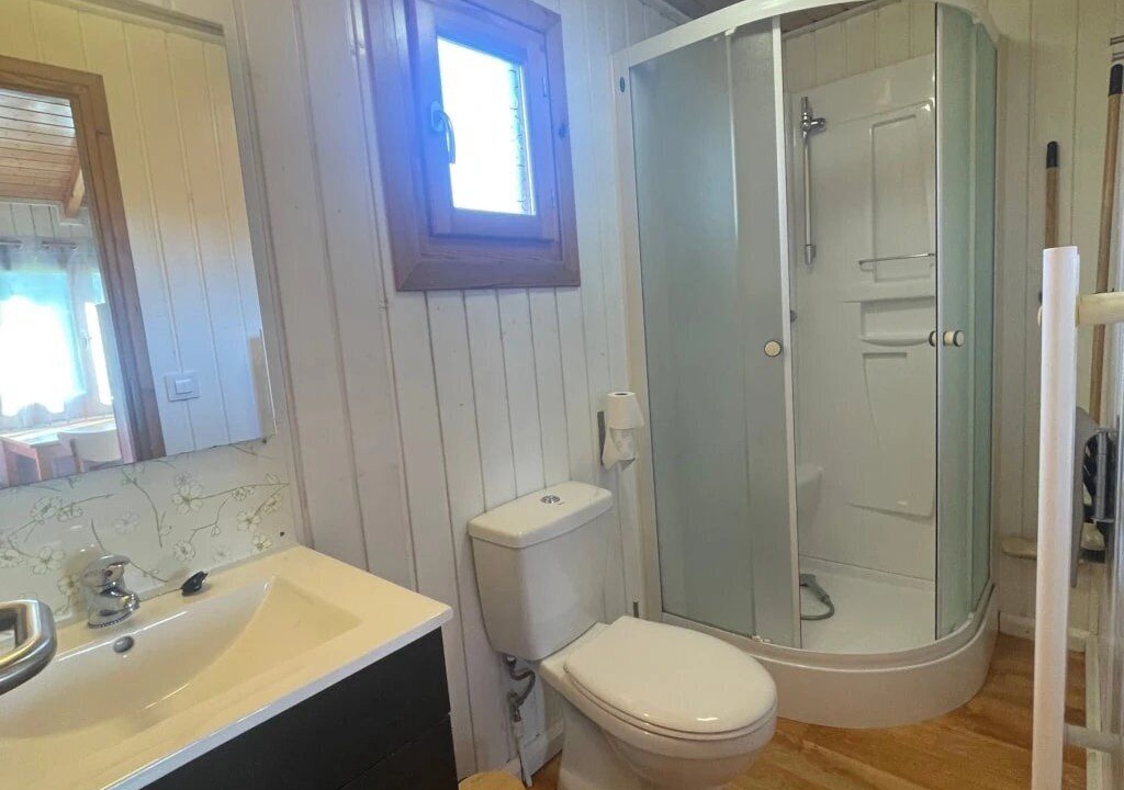 Photo of Bathroom in Casties-Labrande