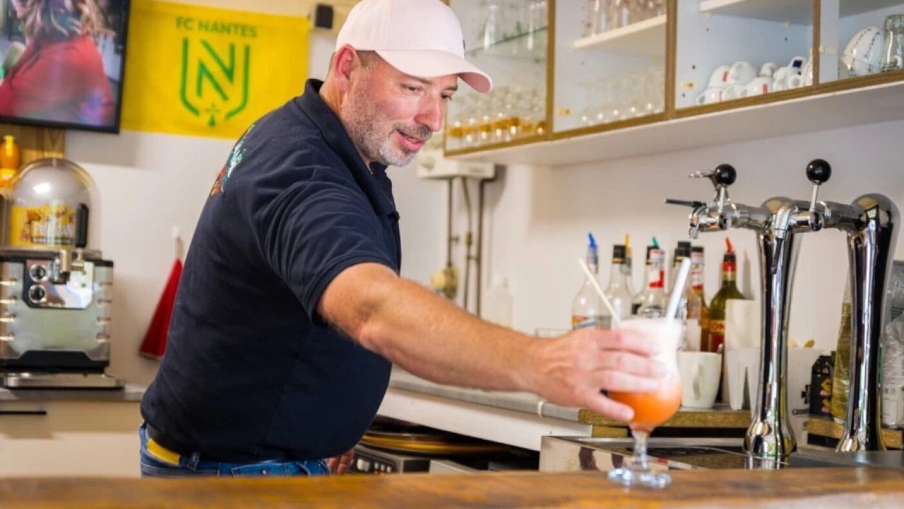 Photo of Others in Le Change