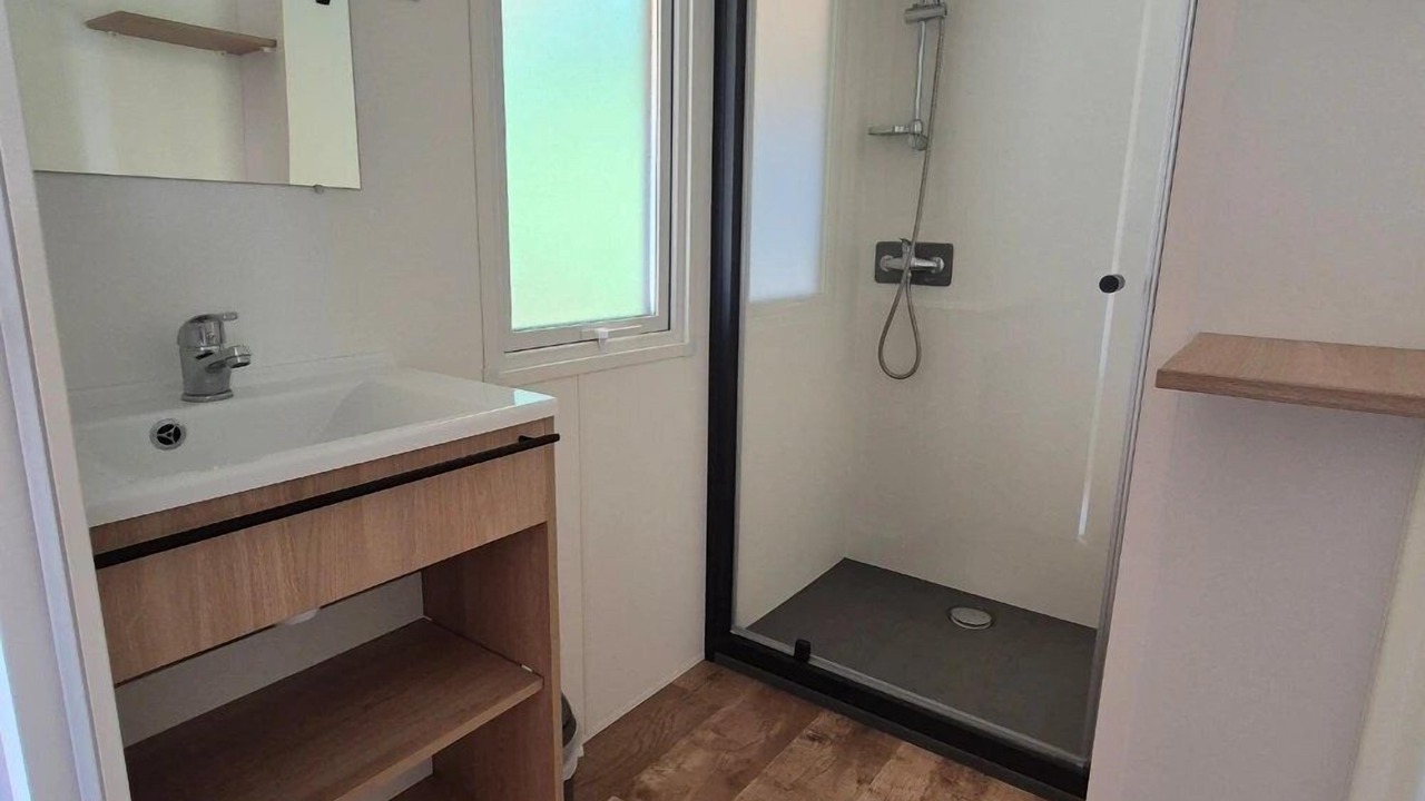 Photo of Bathroom in Le Change