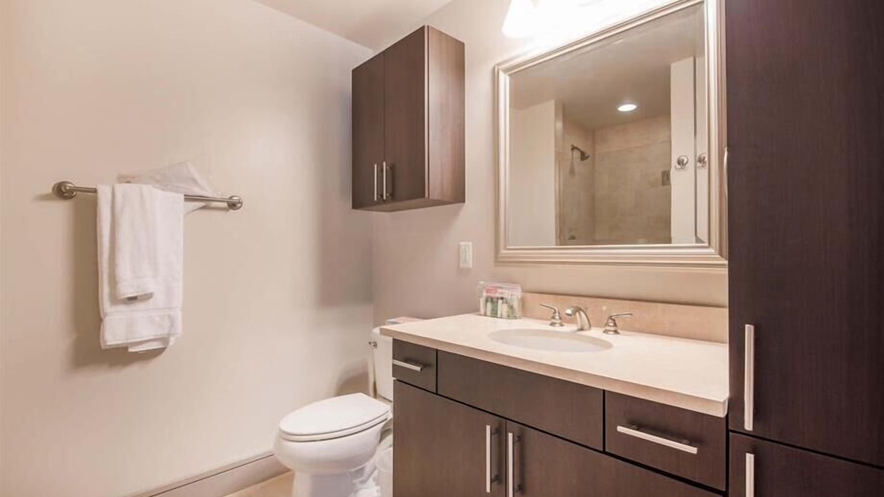 Photo of Bathroom in Seaport District