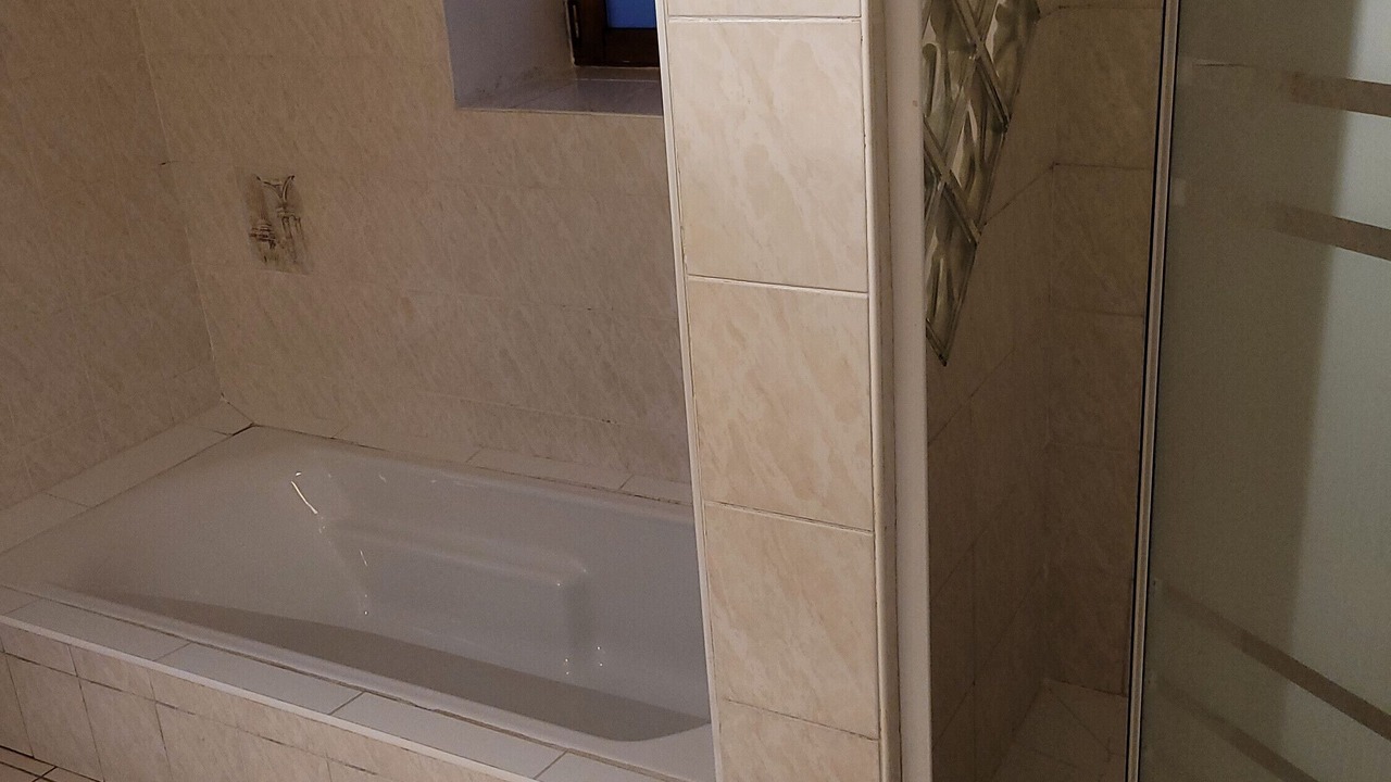Photo of Bathroom in Segre-en-Anjou-Bleu