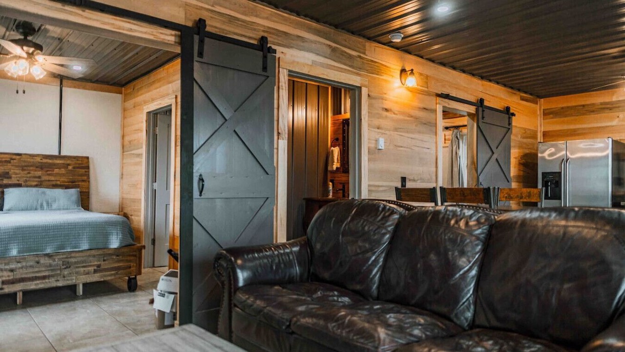 Photo of Bedroom in Mouth of Wilson