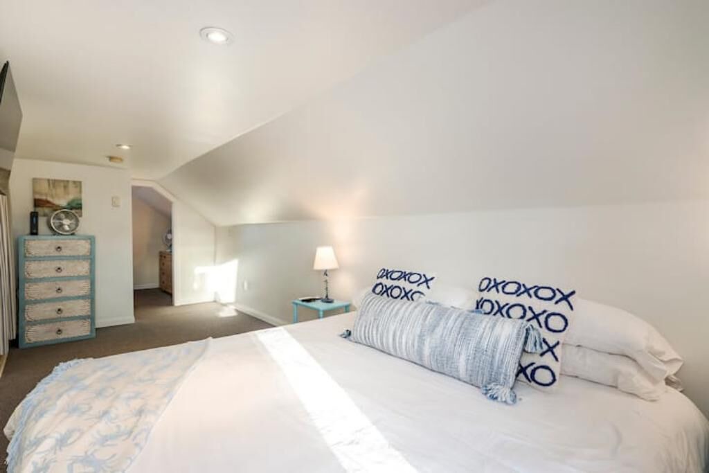 Photo of Bedroom in Sambro