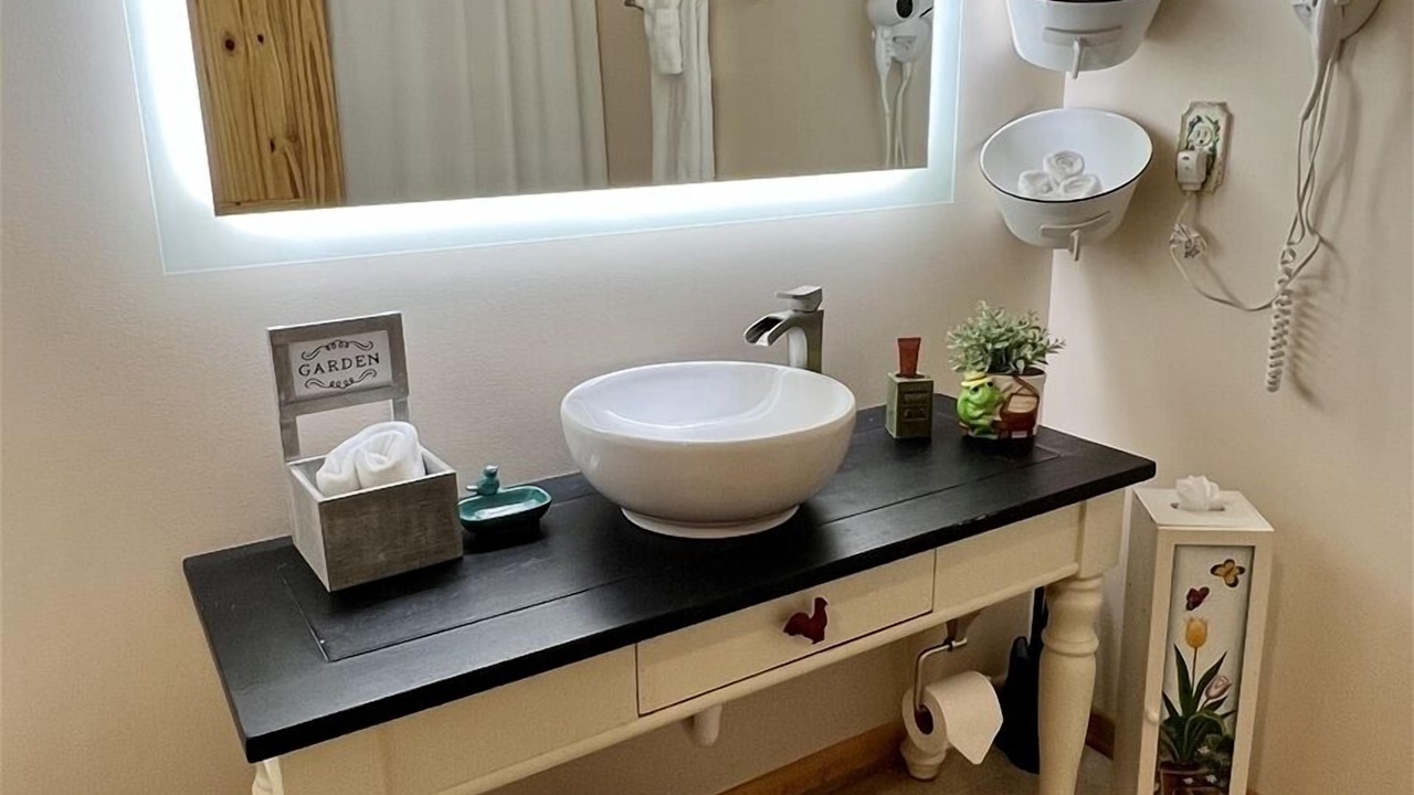 Photo of Bathroom in Stanardsville