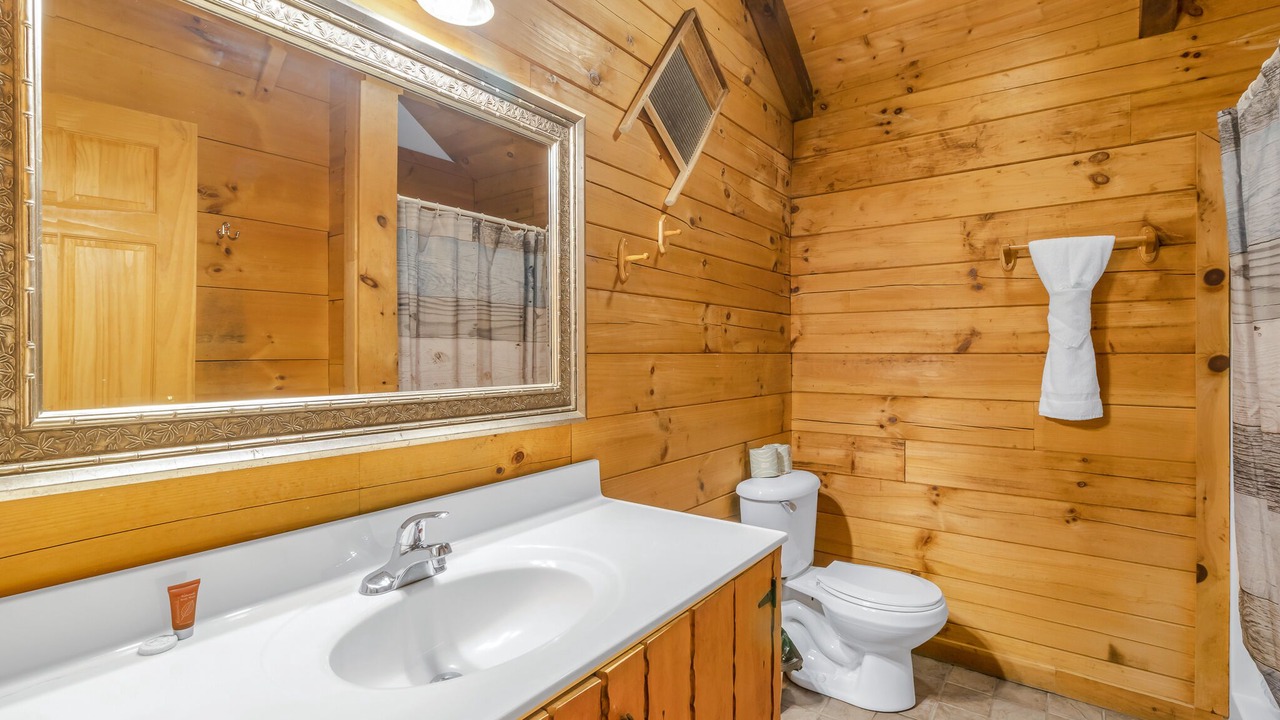 Photo of Bathroom in Stanardsville