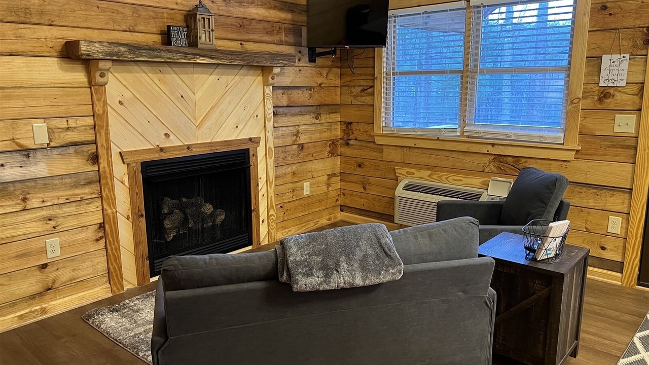 Photo of Livingroom in Stanardsville