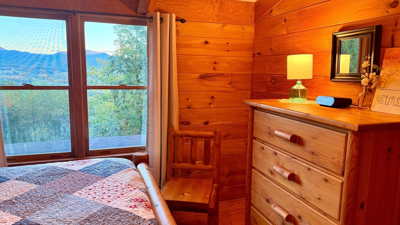 Photo of Bedroom in Stanardsville
