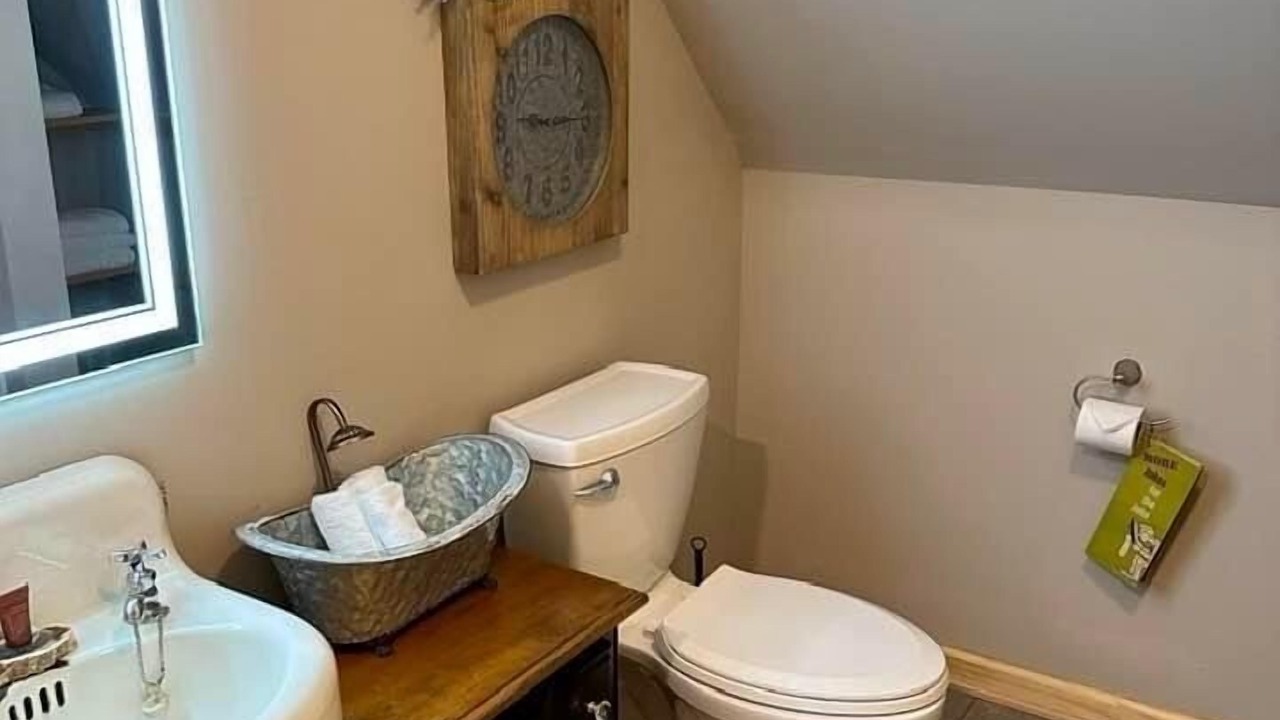 Photo of Bathroom in Stanardsville