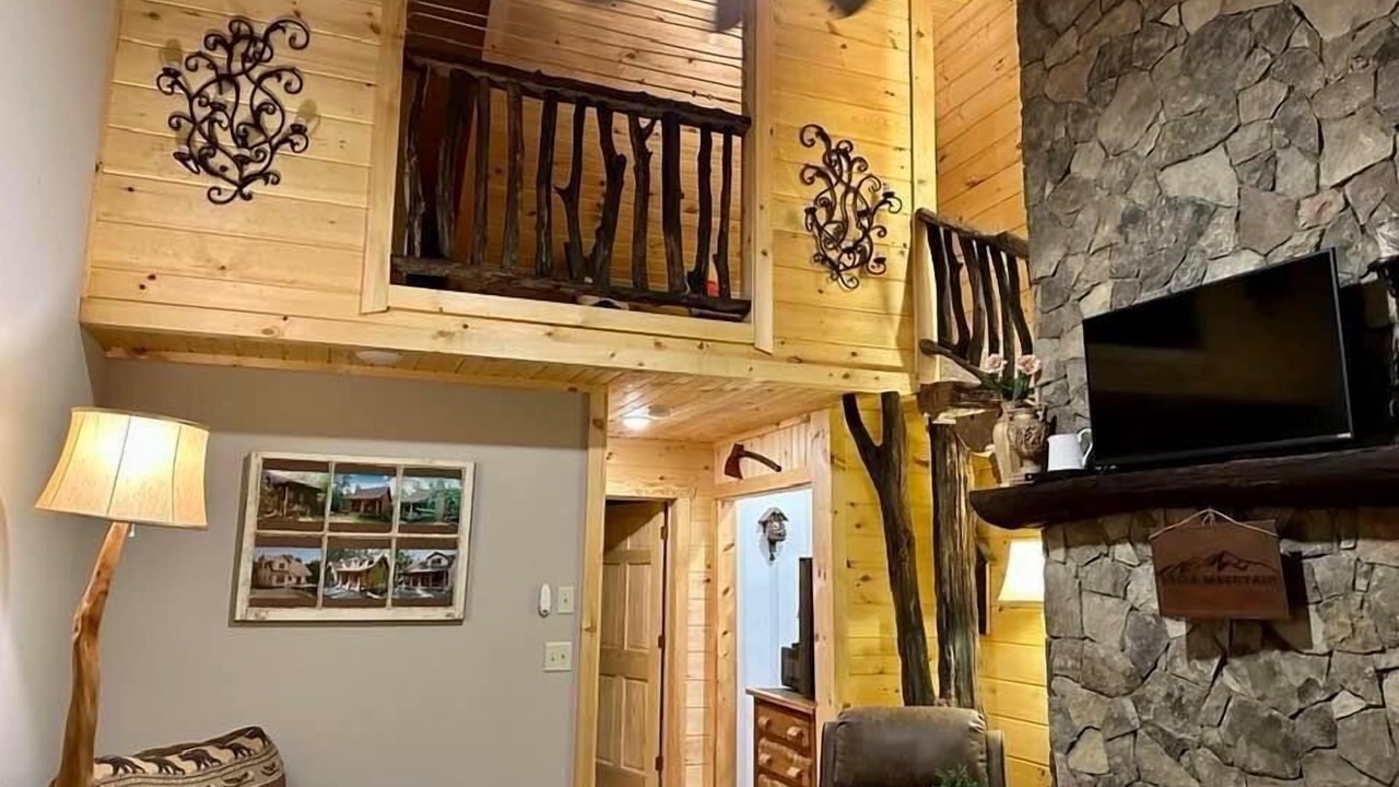 Photo of Livingroom in Stanardsville