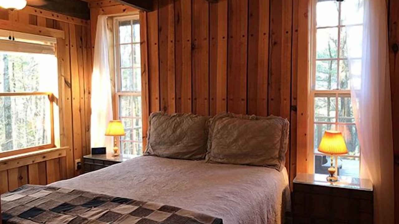 Photo of Bedroom in Stanardsville