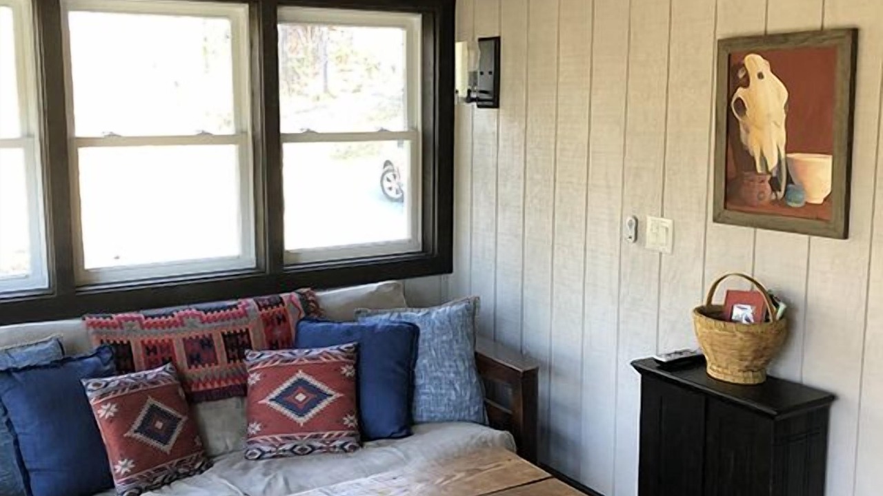 Photo of Livingroom in Stanardsville