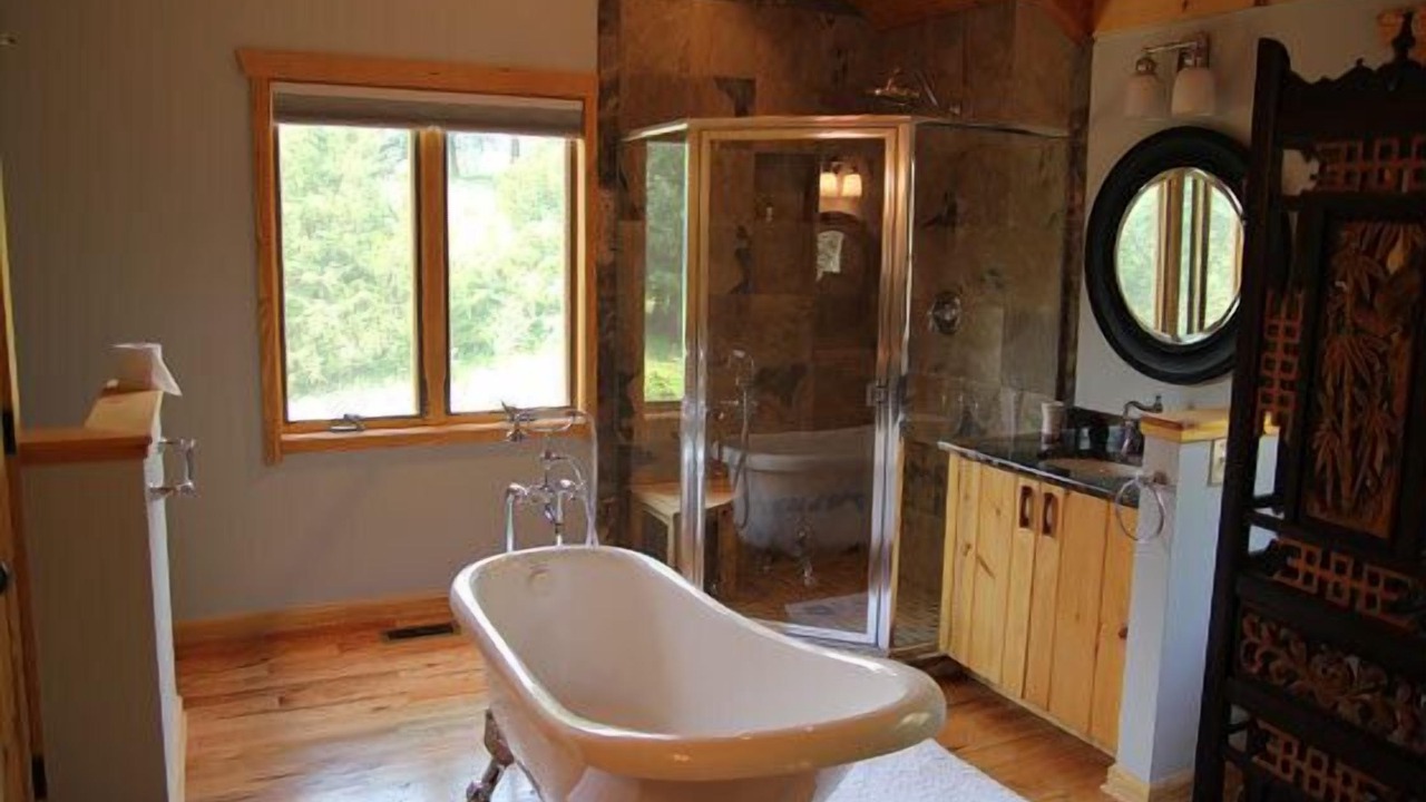 Photo of Bathroom in Dyke