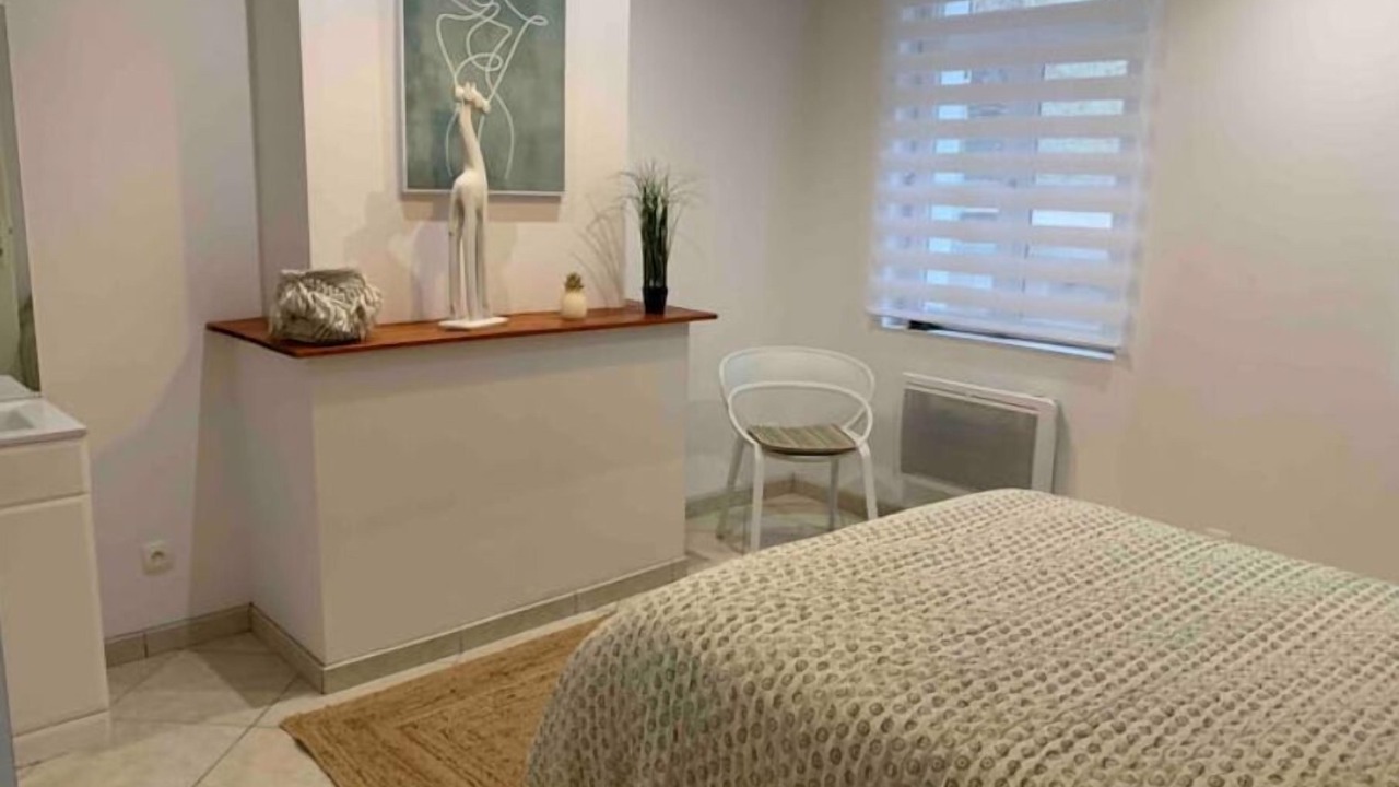 Photo of Bedroom in Saint-Omer