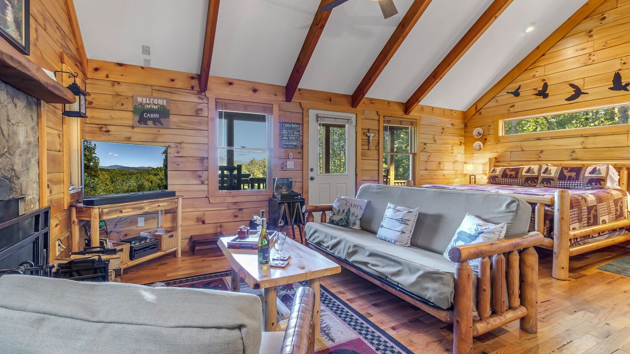 Photo of Livingroom in Stanardsville