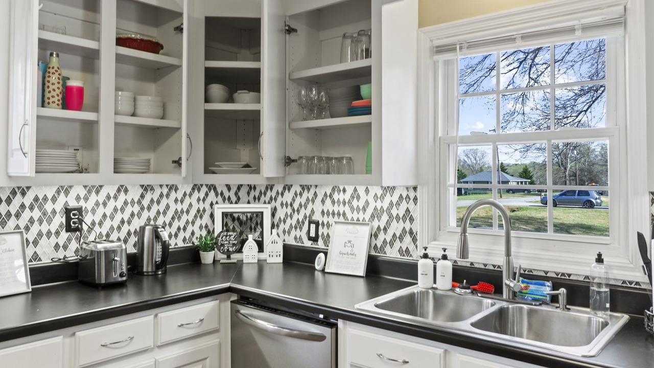 Photo of Kitchen in Travelers Rest