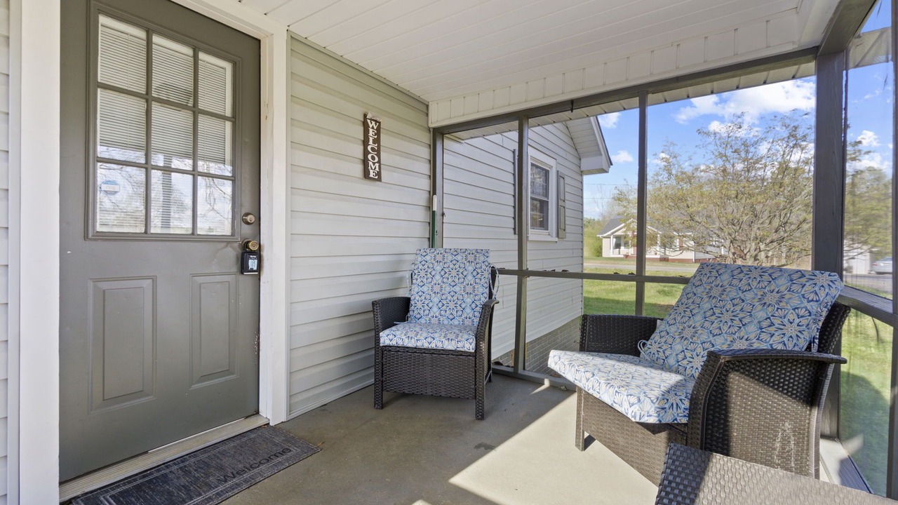 Photo of Patio Balcony in Travelers Rest