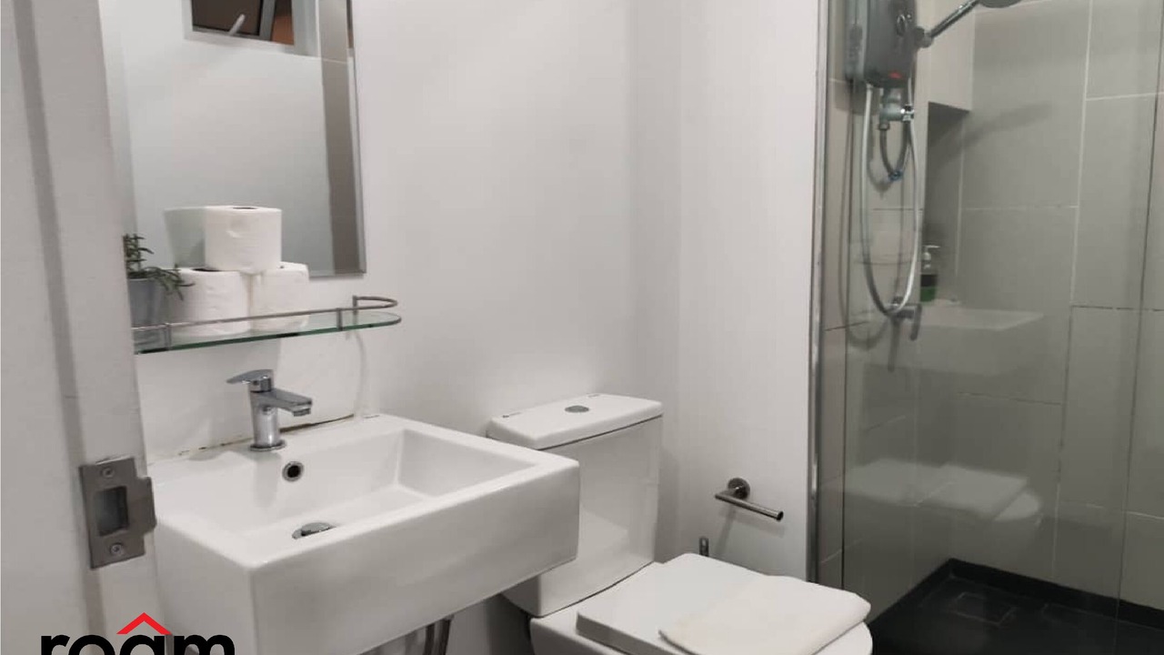 Photo of Bathroom in Maluri