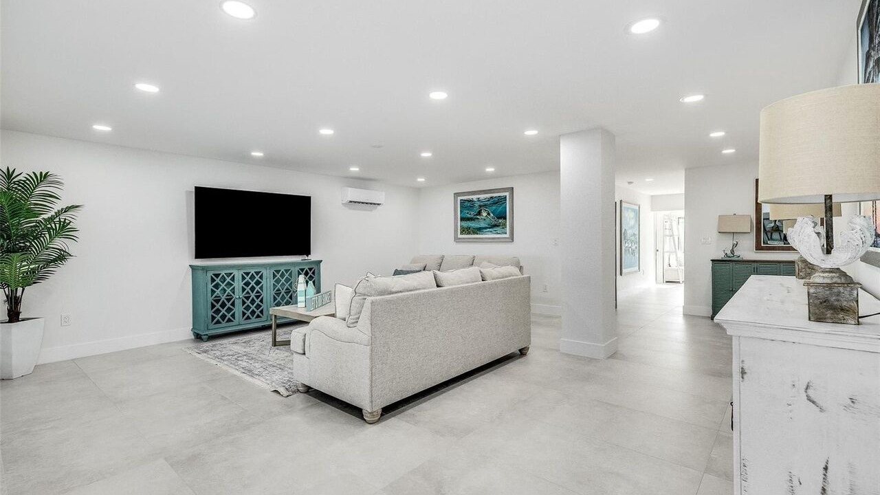 Photo of Livingroom in Cocoa Beach
