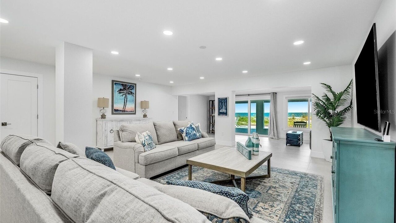 Photo of Livingroom in Cocoa Beach