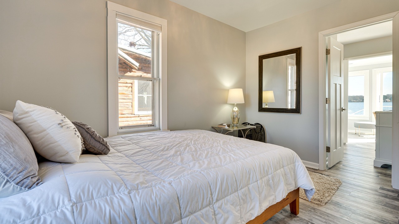 Photo of Bedroom in Buckeye Lake