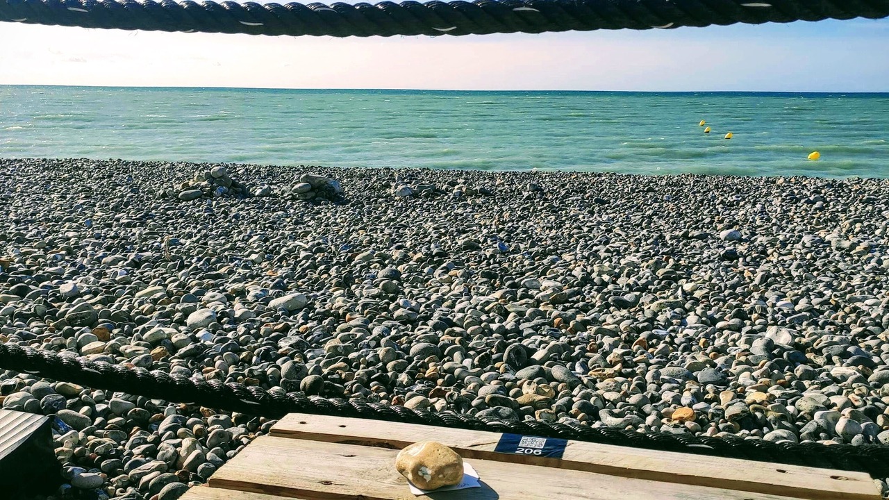 Photo of Others in Meneslies