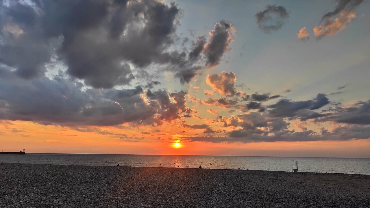 Photo of Others in Meneslies