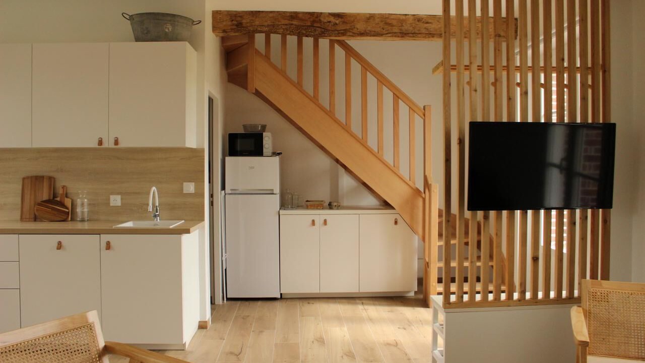 Photo of Others in Meneslies