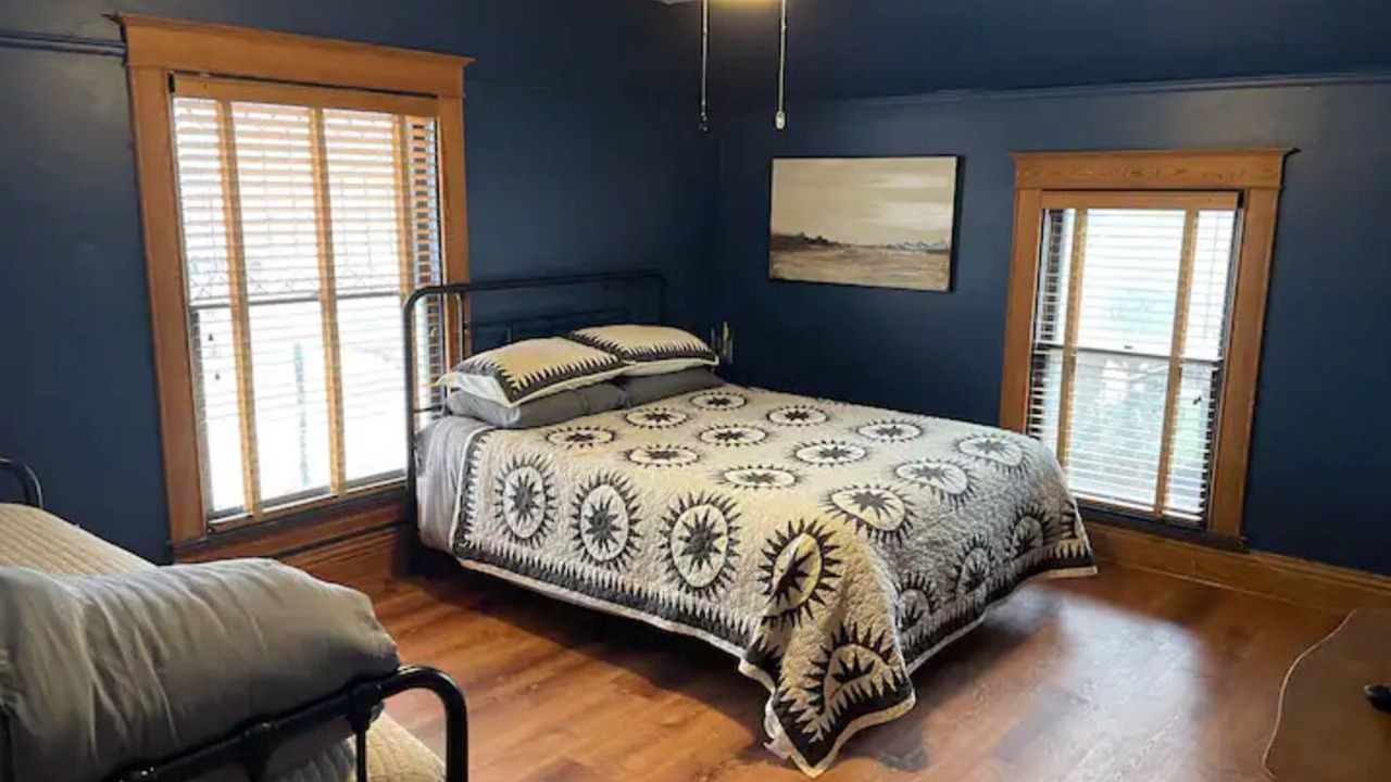 Photo of Bedroom in Utica