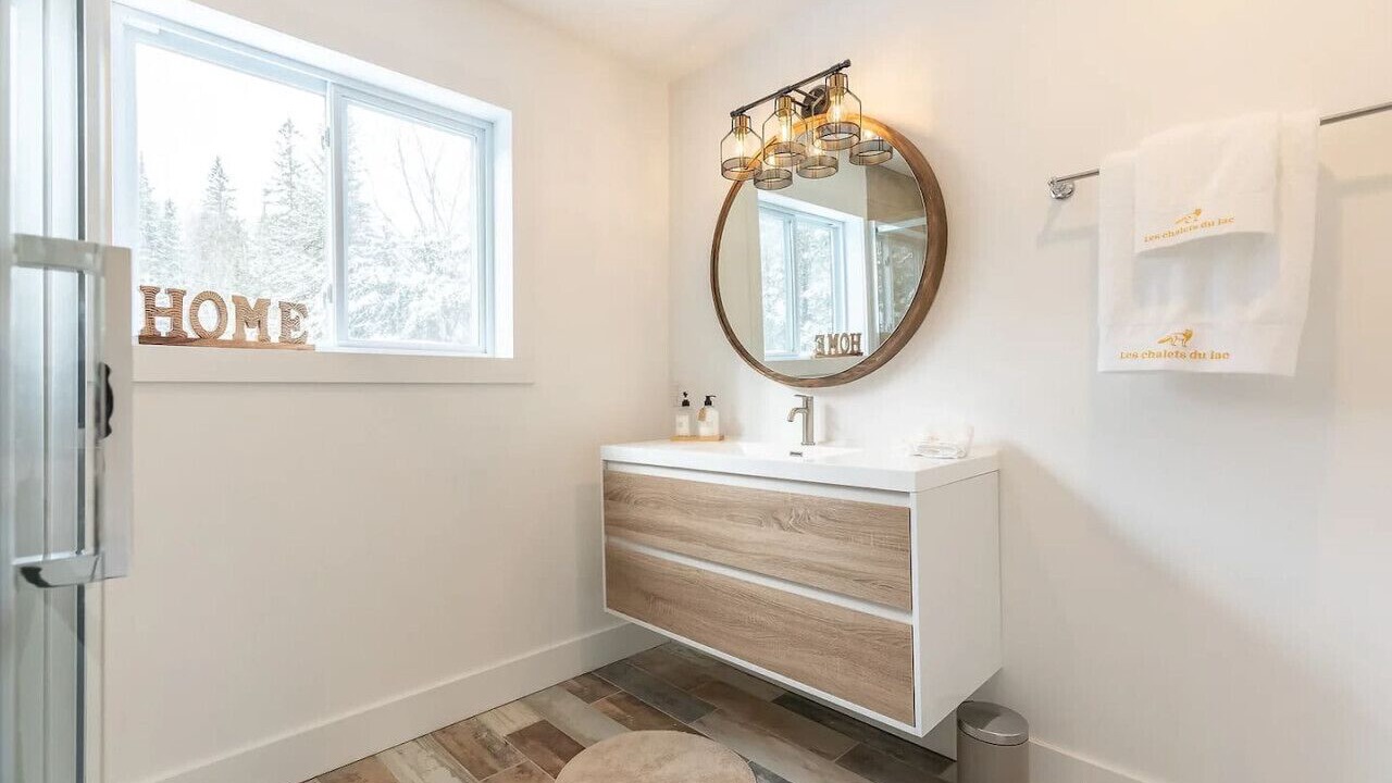 Photo of Bathroom in Val-des-Lacs