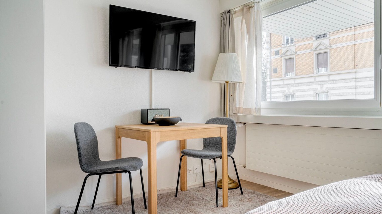 Photo of Bedroom in District 6