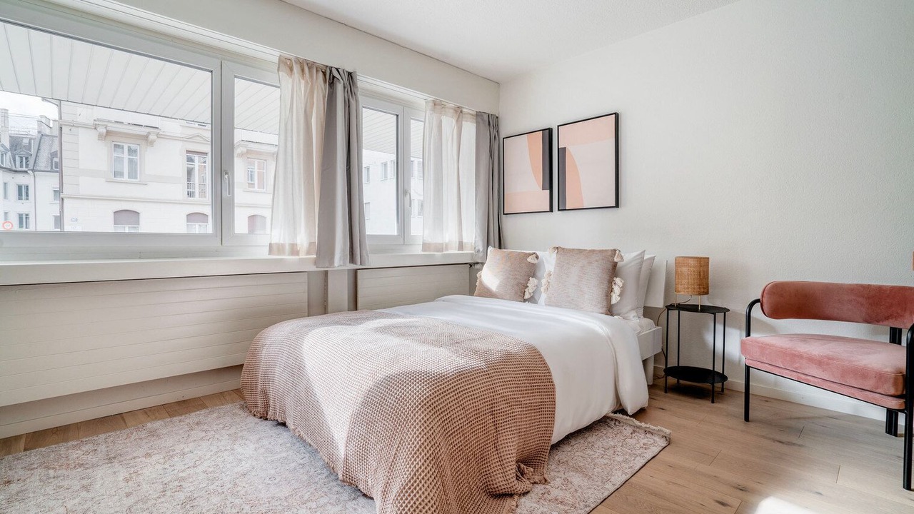 Photo of Bedroom in District 6