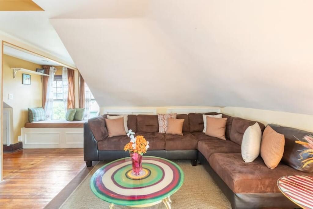 Photo of Livingroom in Upper Darby