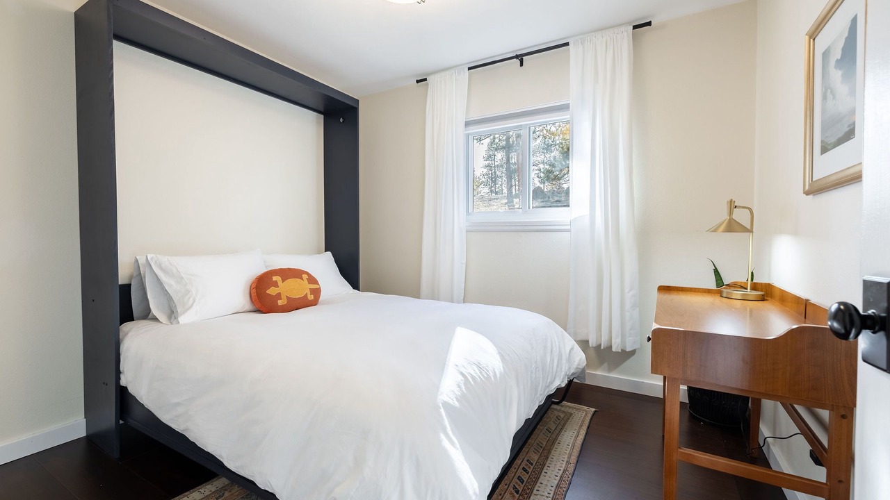 Photo of Bedroom in Bailey