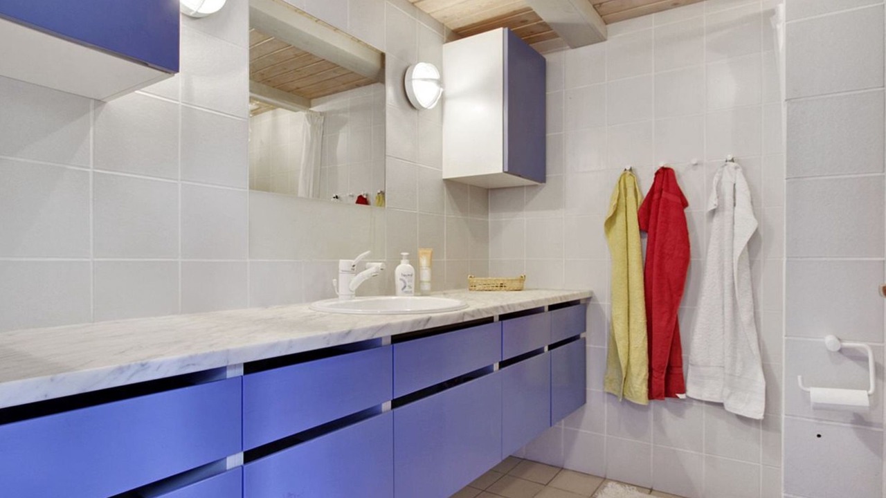Photo of Bathroom in Glyngore