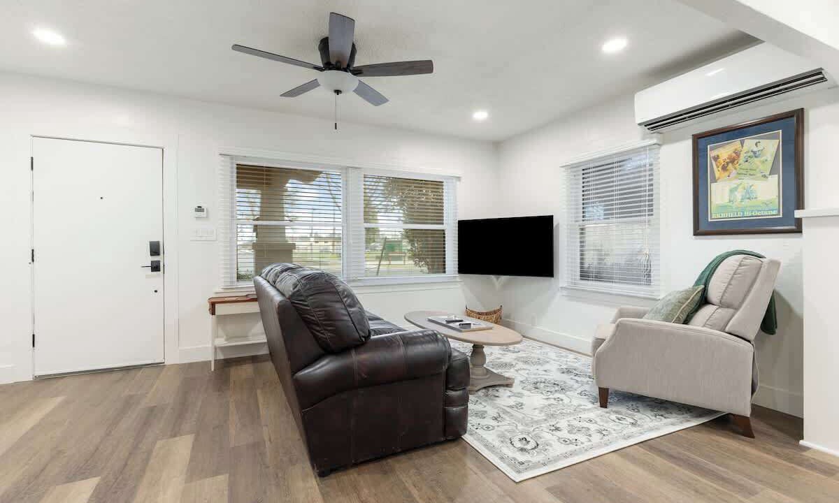 Photo of Livingroom in Visalia