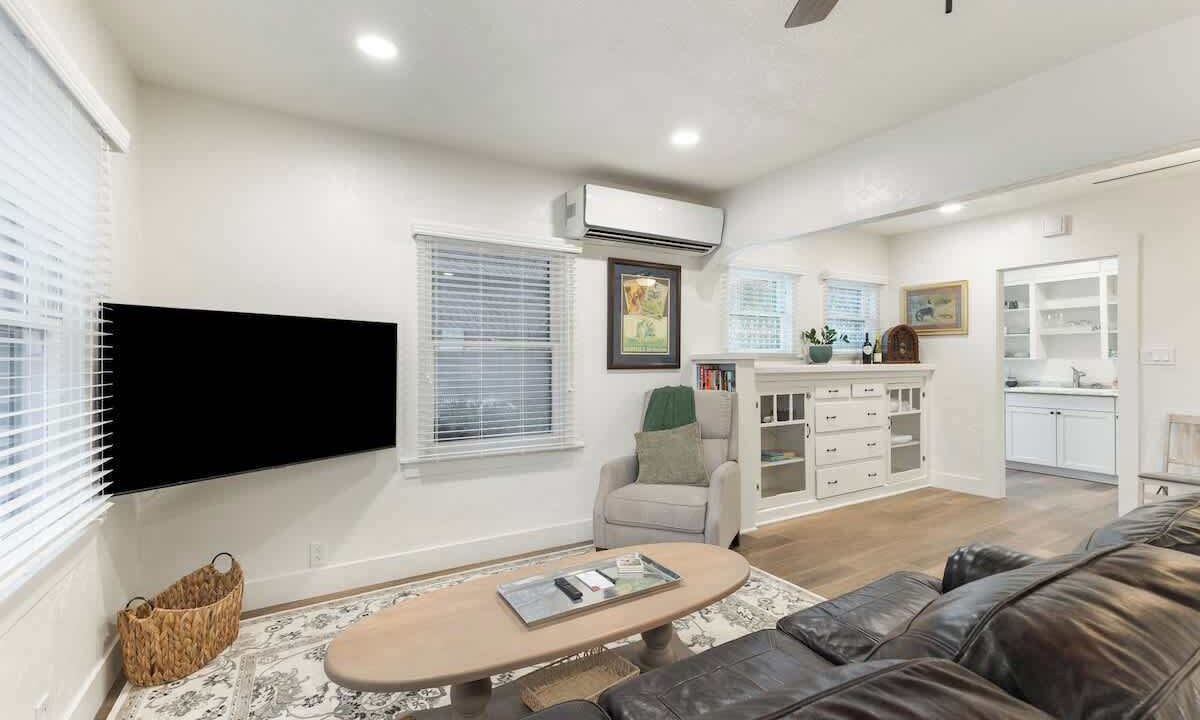 Photo of Livingroom in Visalia