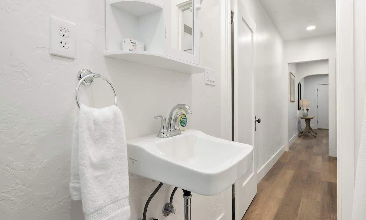 Photo of Bathroom in Visalia