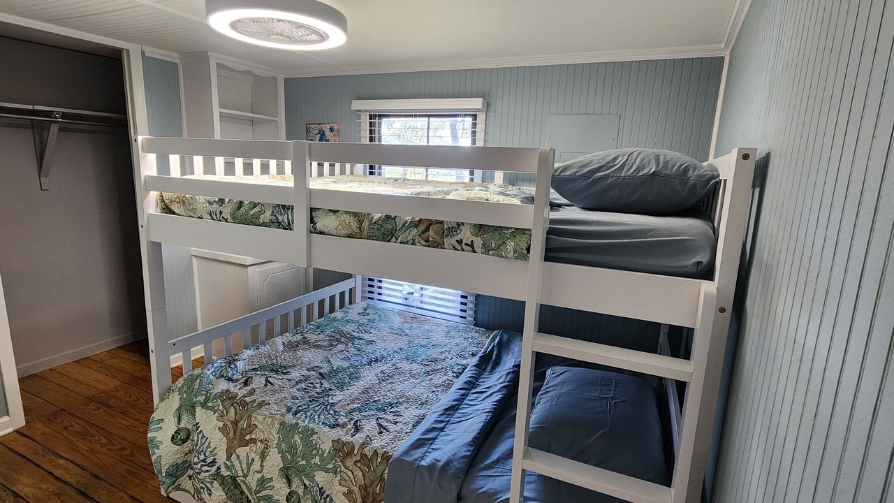 Photo of Bedroom in Edisto Island