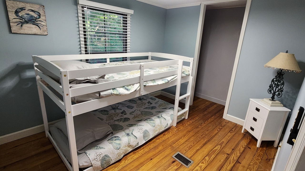 Photo of Bedroom in Edisto Island
