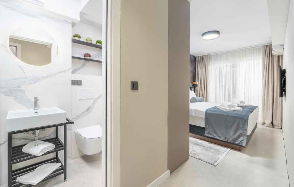 Photo of Bathroom in City Center