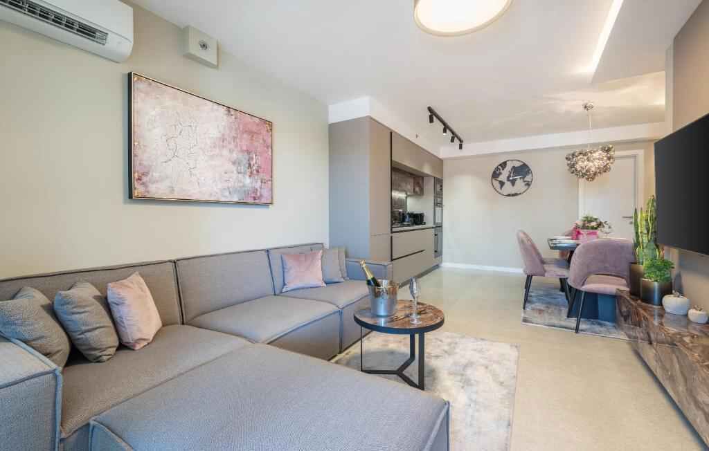 Photo of Livingroom in City Center