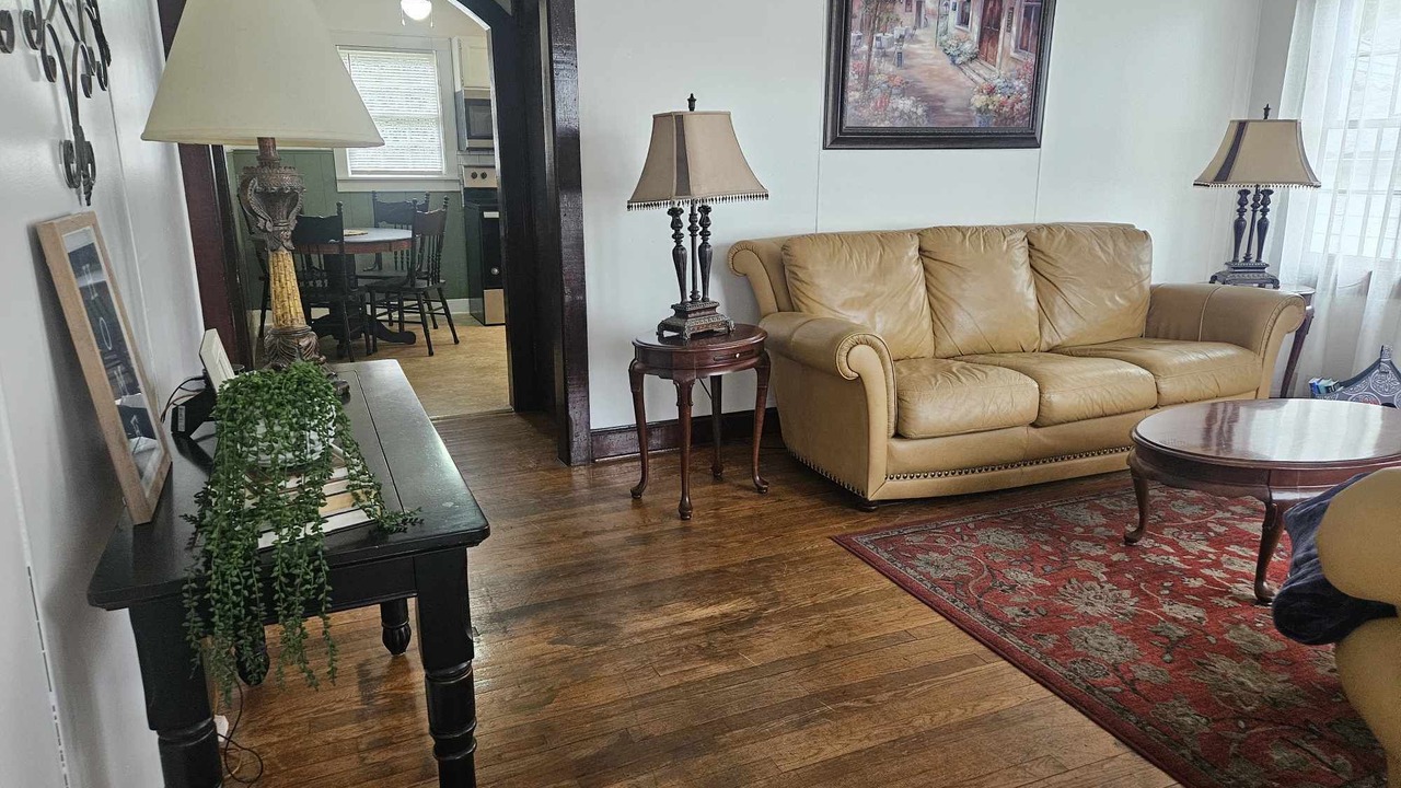 Photo of Livingroom in Greeneville